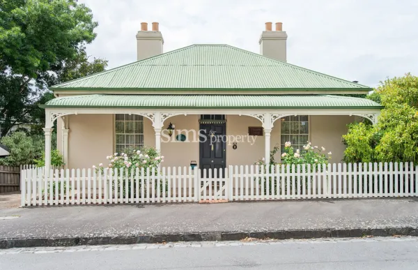 Lyttleton Street