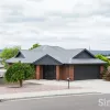 Dafnis Drive