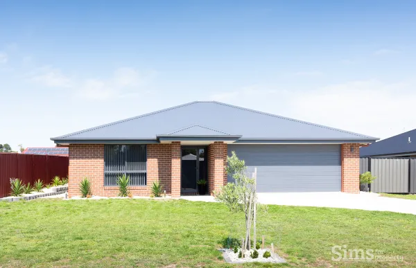 Corella Drive