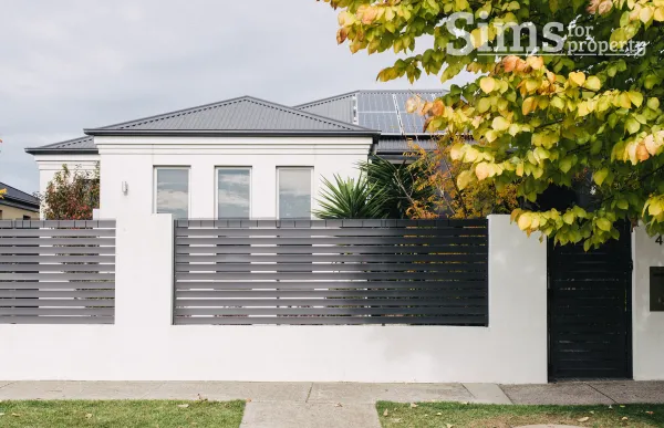 Landsborough Avenue