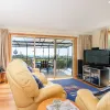 Beach Crescent